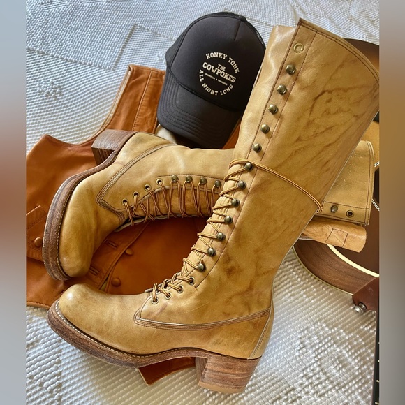 FRYE | Black Label Lace Up Campus Boots - Picture 8 of 9